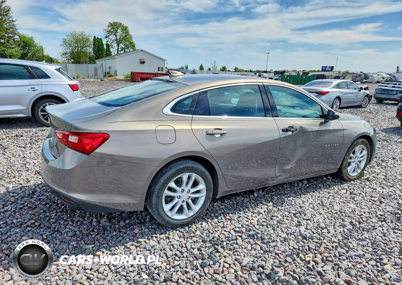 2017 Chevrolet Malibu Lt VIN:1G1ZE5STXHF124551 - 3