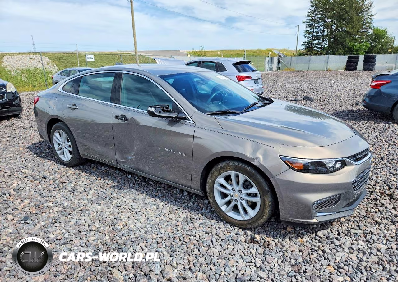 2017 Chevrolet Malibu Lt VIN:1G1ZE5STXHF124551 - 4