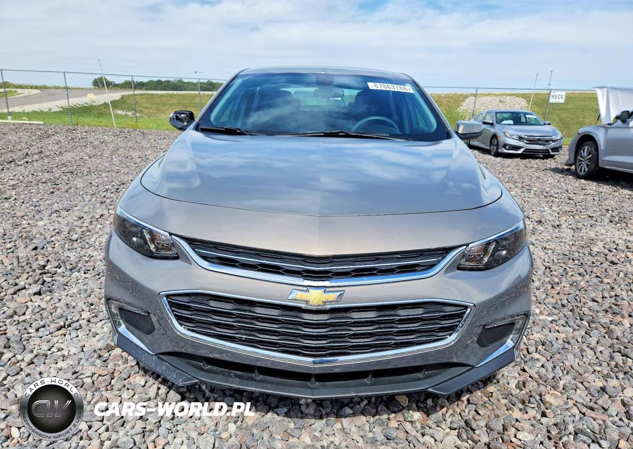 2017 Chevrolet Malibu Lt VIN:1G1ZE5STXHF124551 - 5