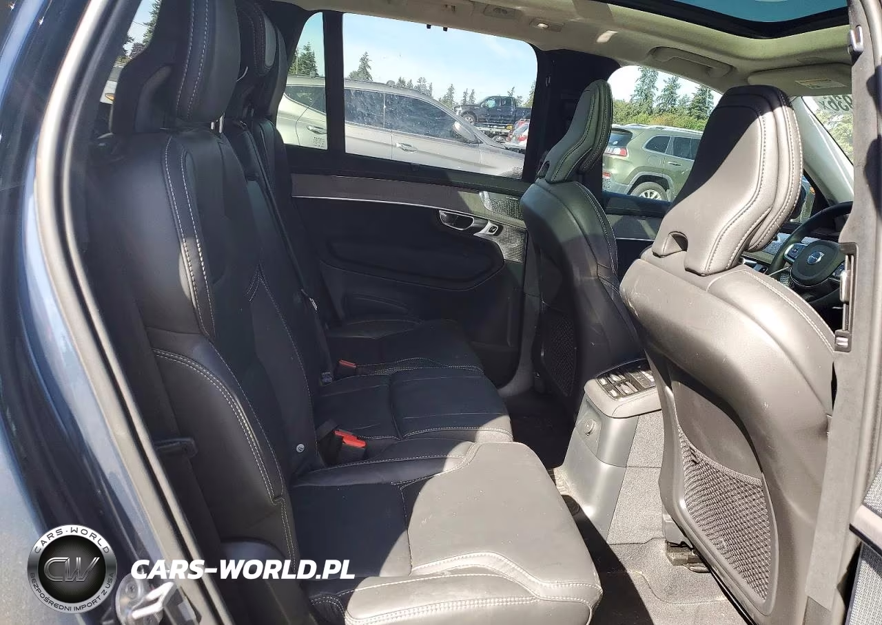 2026 Volvo Xc90 Ultra VIN:YV4H60PFXT1505874 - 11