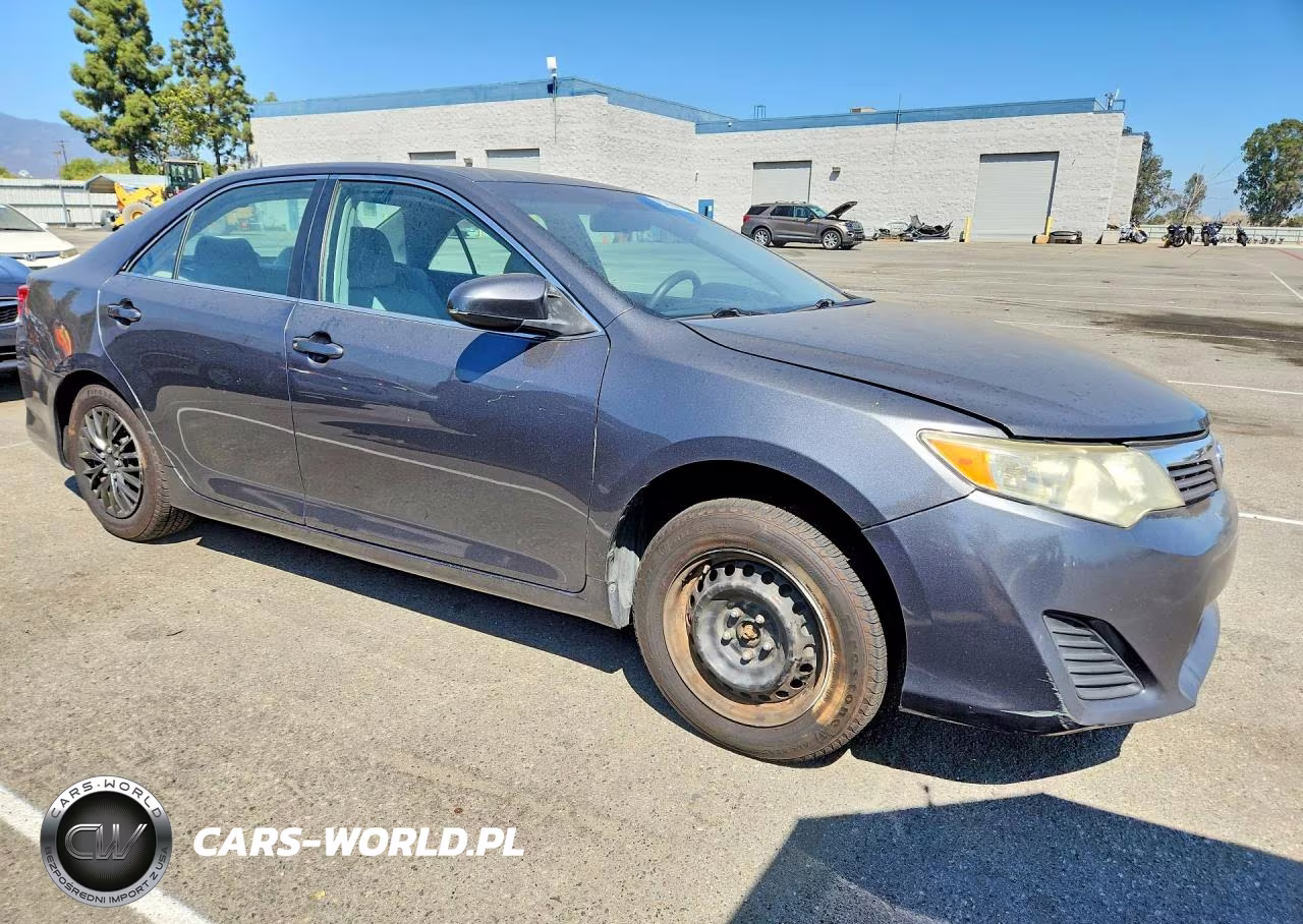 2012 Toyota Camry L VIN:4T1BF1FK9CU572070 - 4