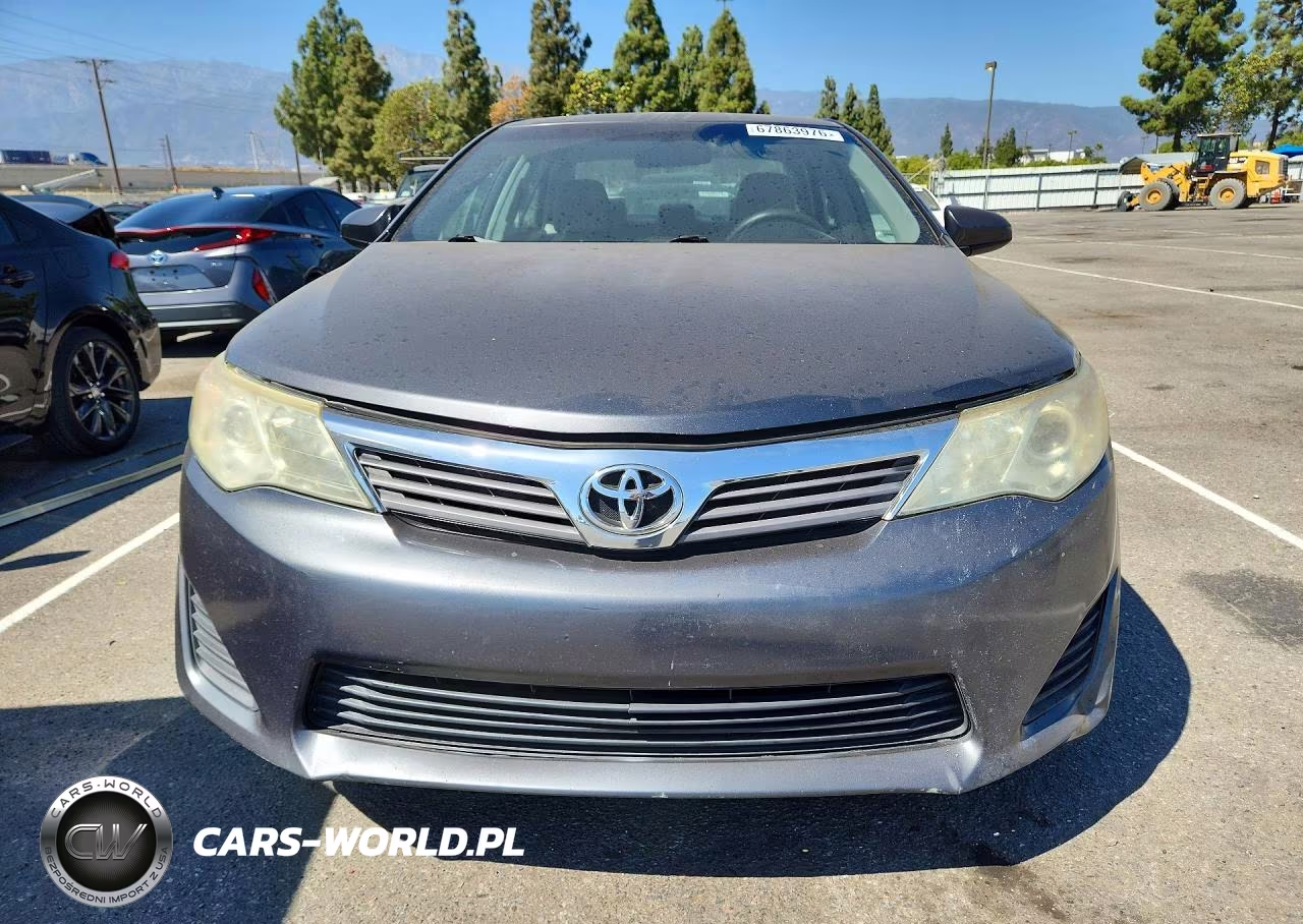 2012 Toyota Camry L VIN:4T1BF1FK9CU572070 - 5