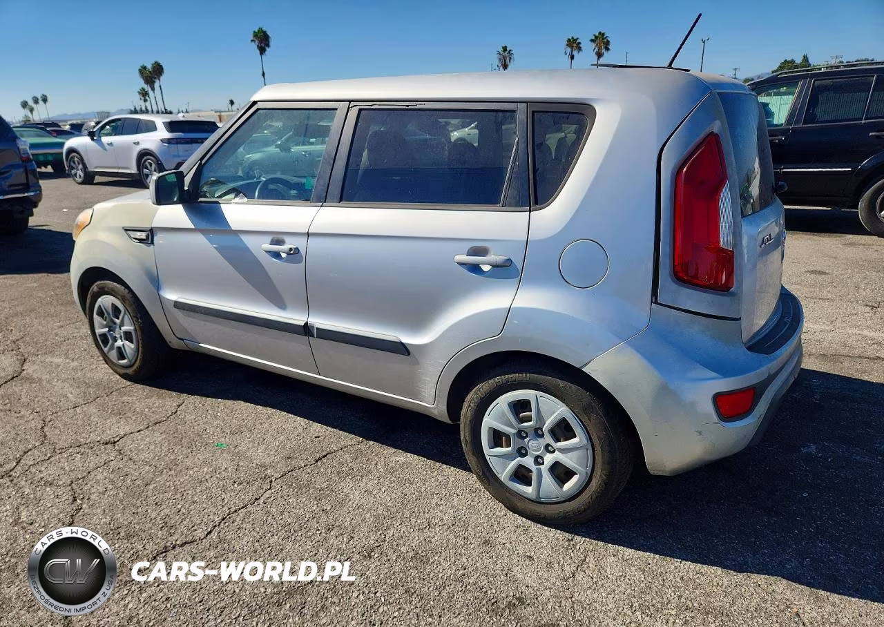 2012 Kia Soul Base VIN:KNDJT2A50C7449871 - 2