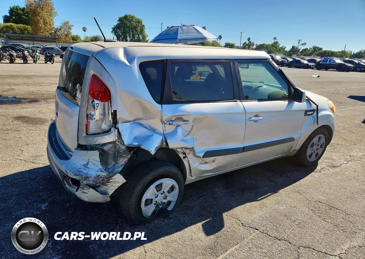 2012 Kia Soul Base VIN:KNDJT2A50C7449871 - 3