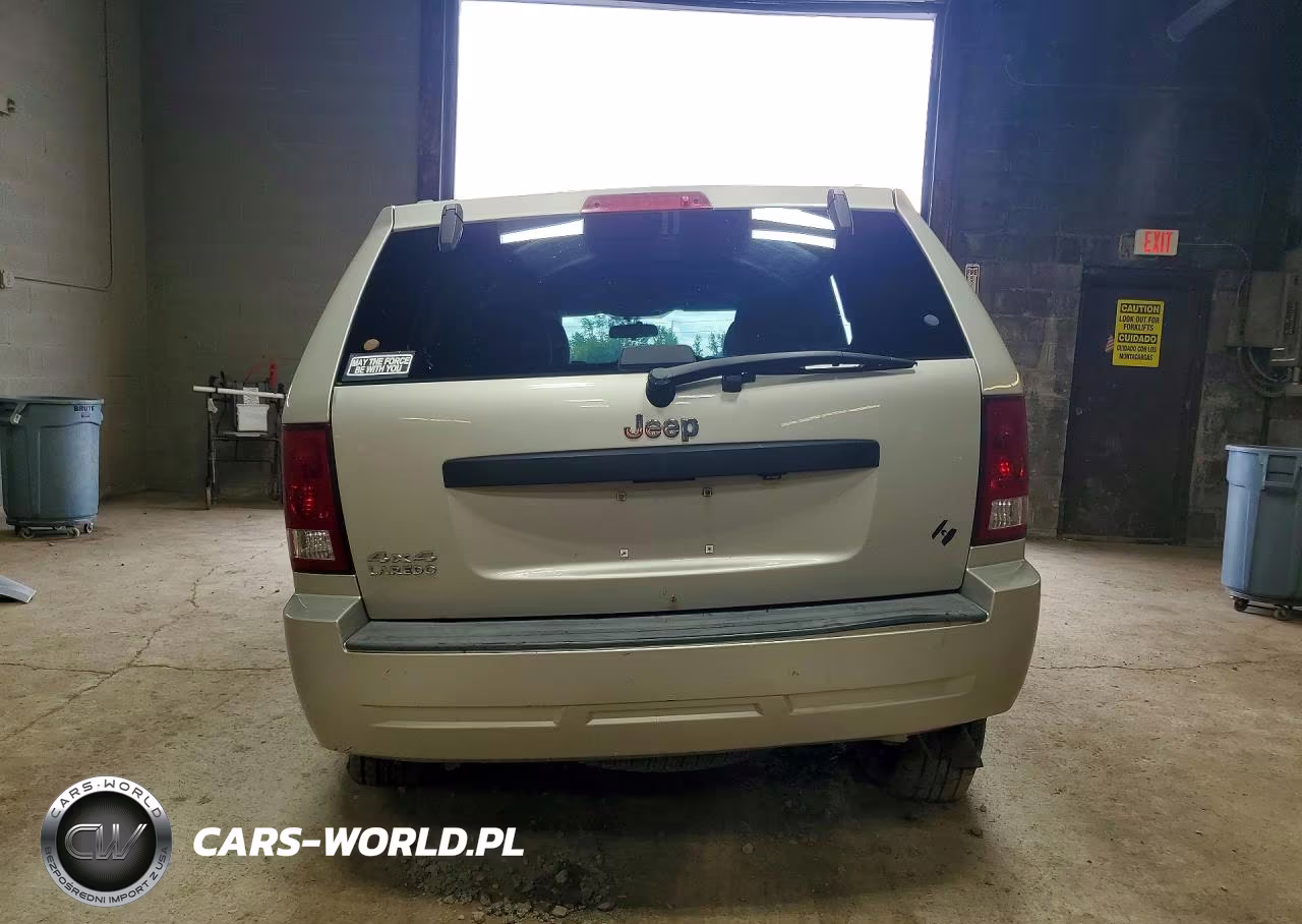 2007 Jeep Grand Cherokee Laredo VIN:1J8GR48K67C665973 - 6
