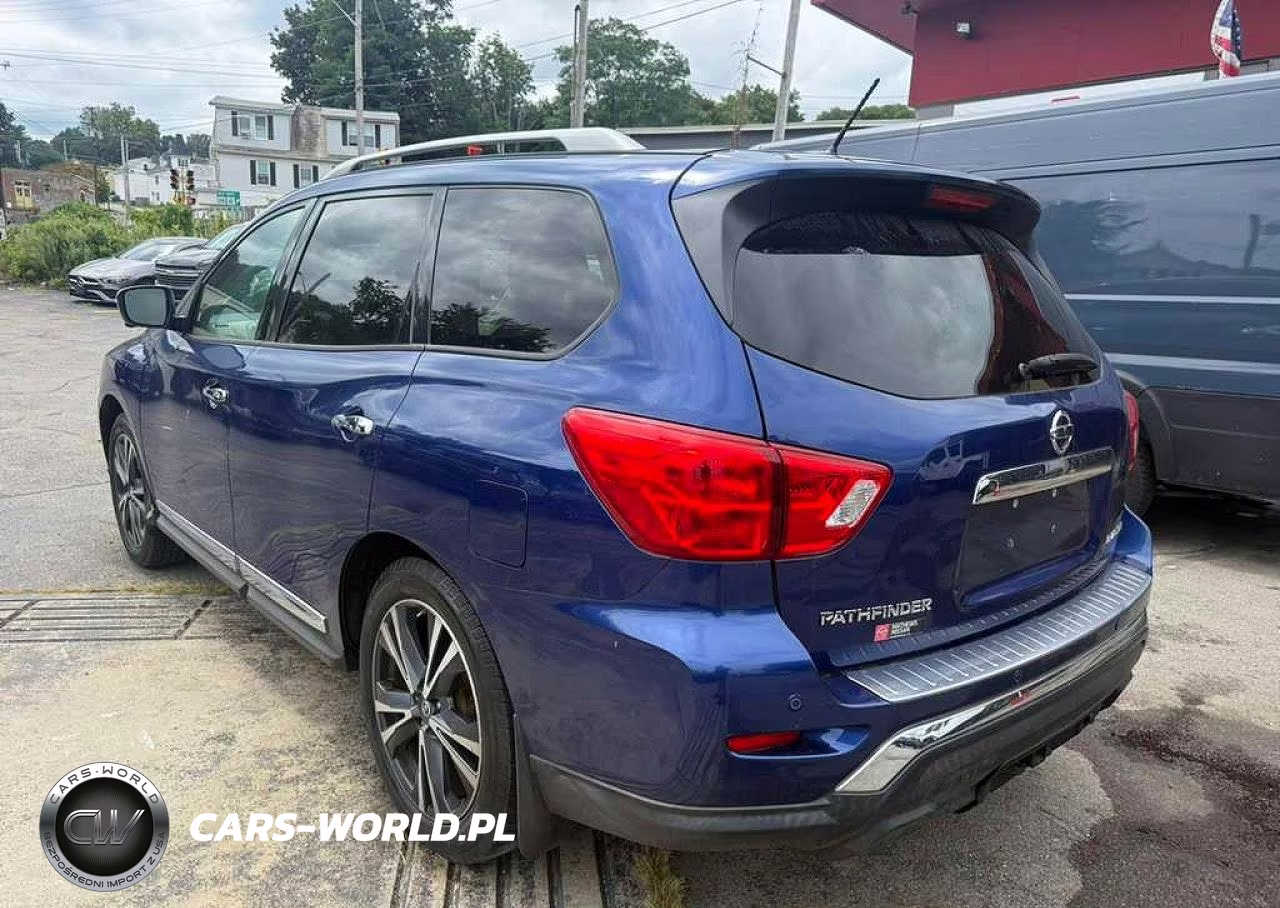 2018 Nissan Pathfinder Platinum VIN:5N1DR2MN0JC620741 - 2