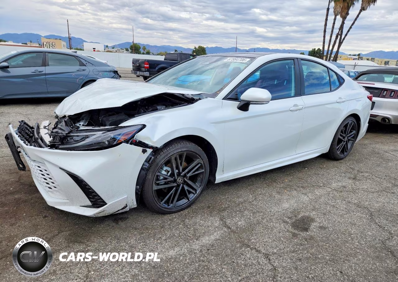 2025 Toyota Camry Xse – zdjęcie 1 z 13