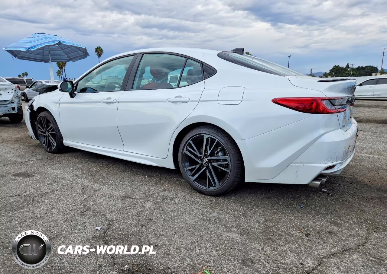 2025 Toyota Camry Xse VIN:4T1DAACK6SU147786 - 2