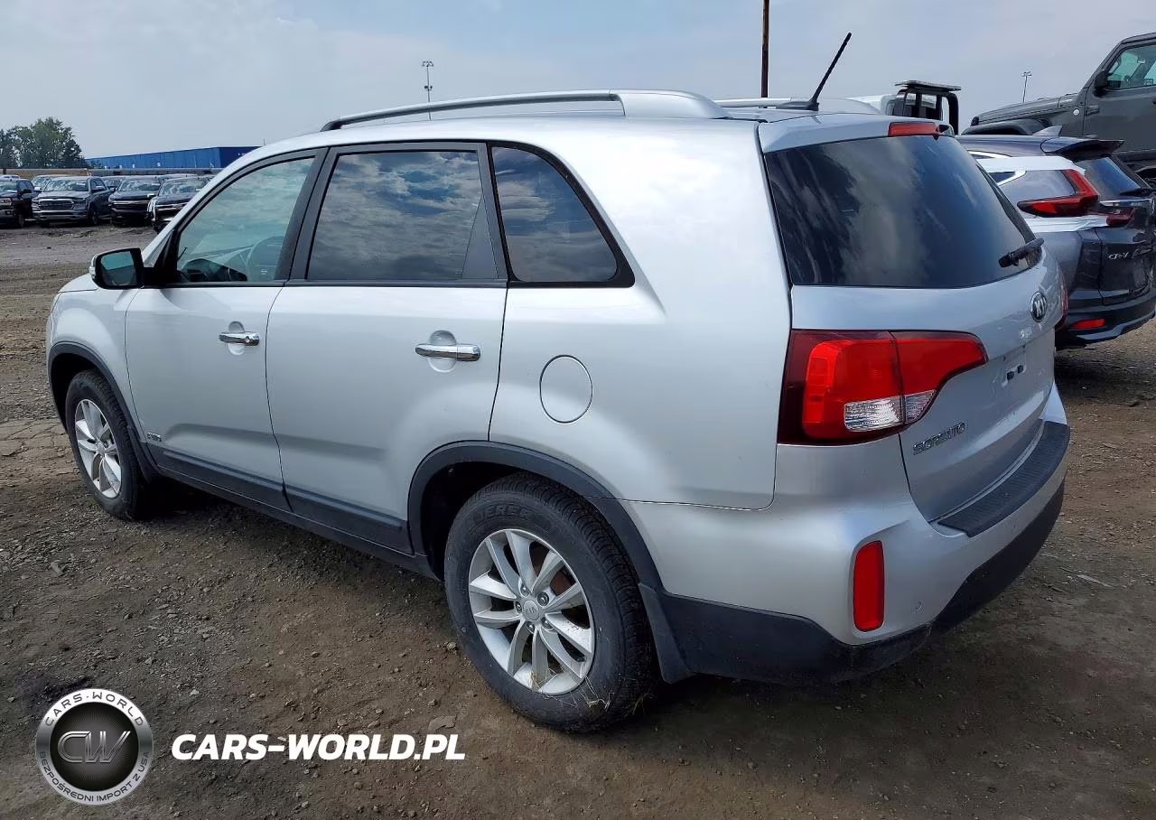 2015 Kia Sorento Lx VIN:5XYKTCA66FG604112 - 2
