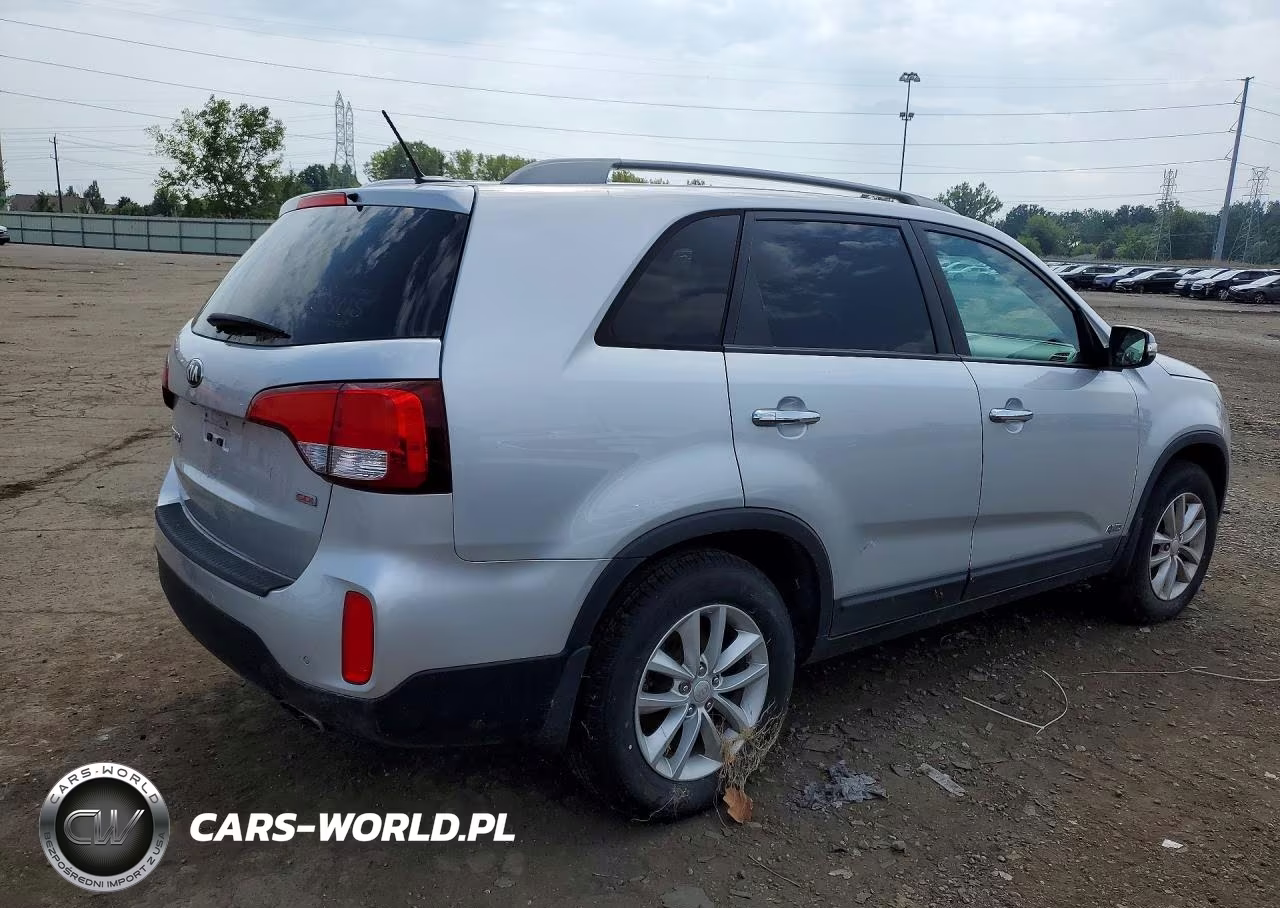 2015 Kia Sorento Lx VIN:5XYKTCA66FG604112 - 3