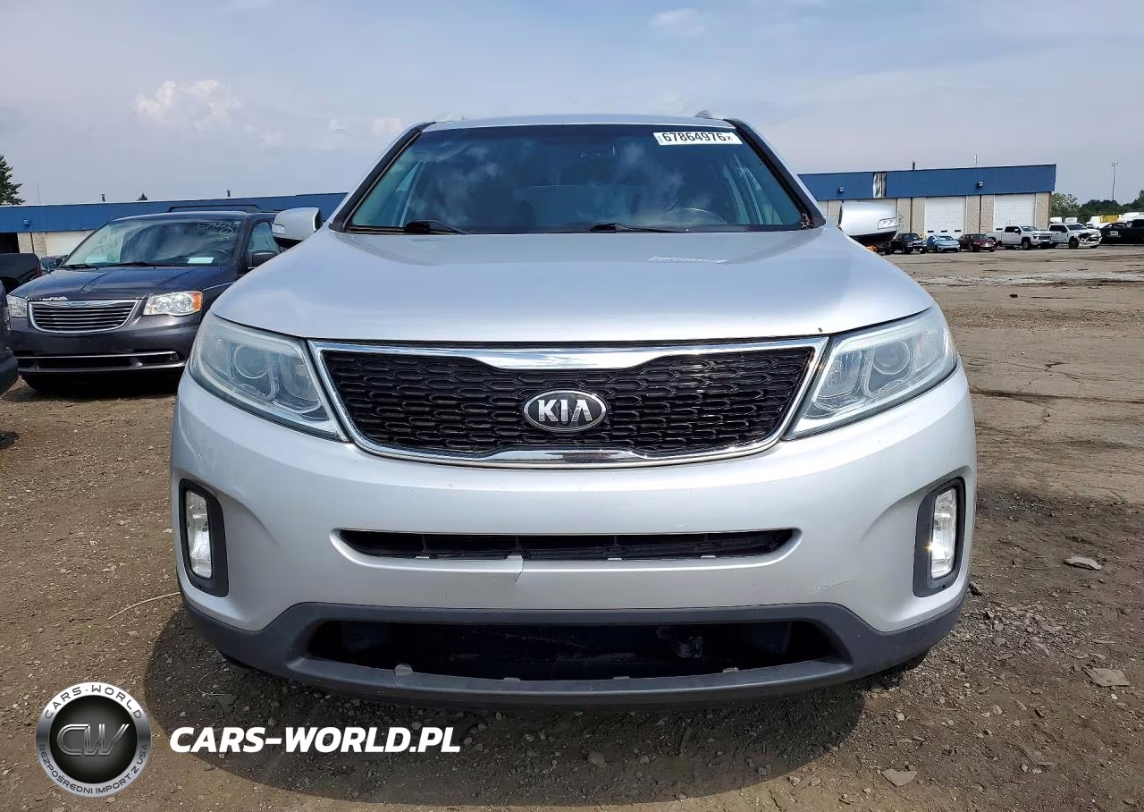 2015 Kia Sorento Lx VIN:5XYKTCA66FG604112 - 5