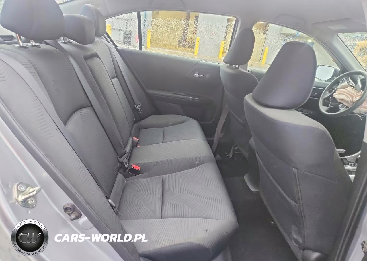 2017 Honda Accord Lx VIN:1HGCR2F35HA286161 - 10