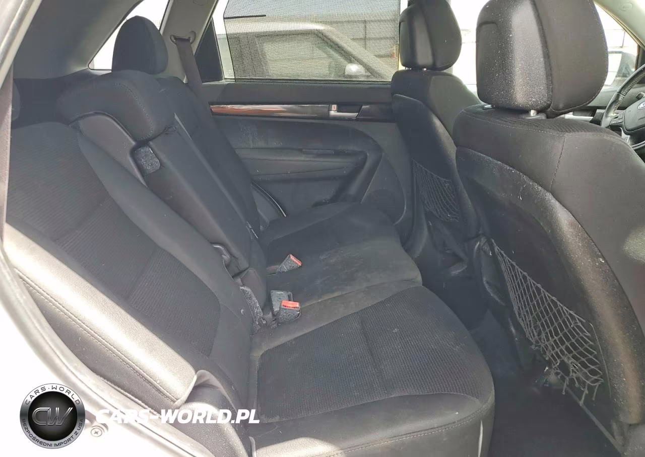 2015 Kia Sorento Lx VIN:5XYKT4A68FG591160 - 11