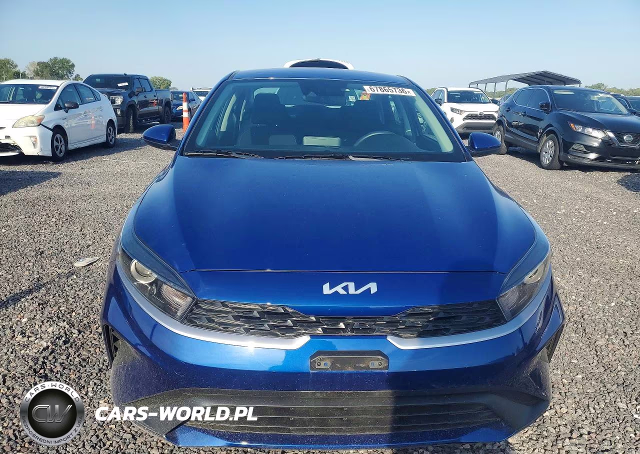 2024 Kia Forte Lxs VIN:3KPF24AD1RE768250 - 5