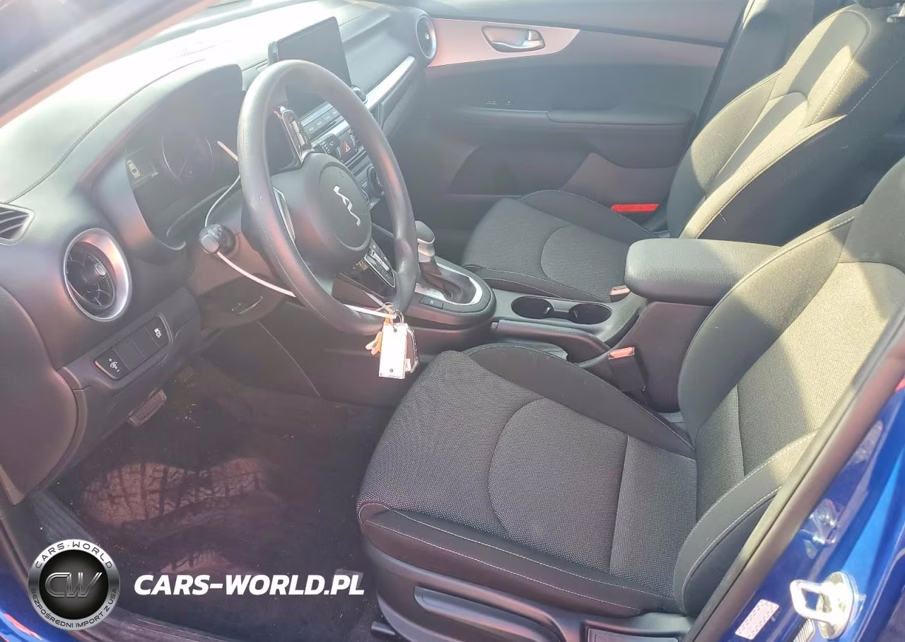 2024 Kia Forte Lxs VIN:3KPF24AD1RE768250 - 7