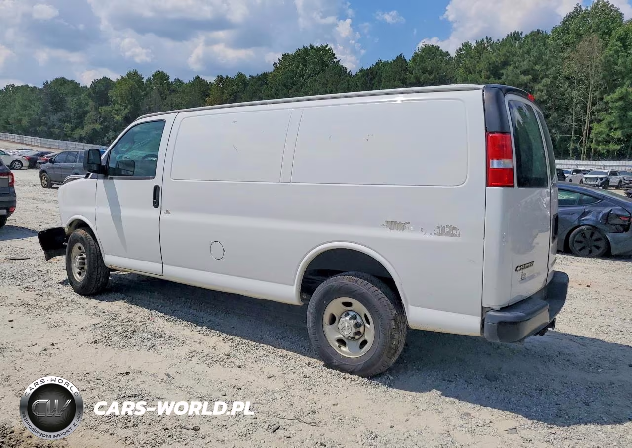 2017 Chevrolet Express G2500 VIN:1GCWGAFF5H1346431 - 2