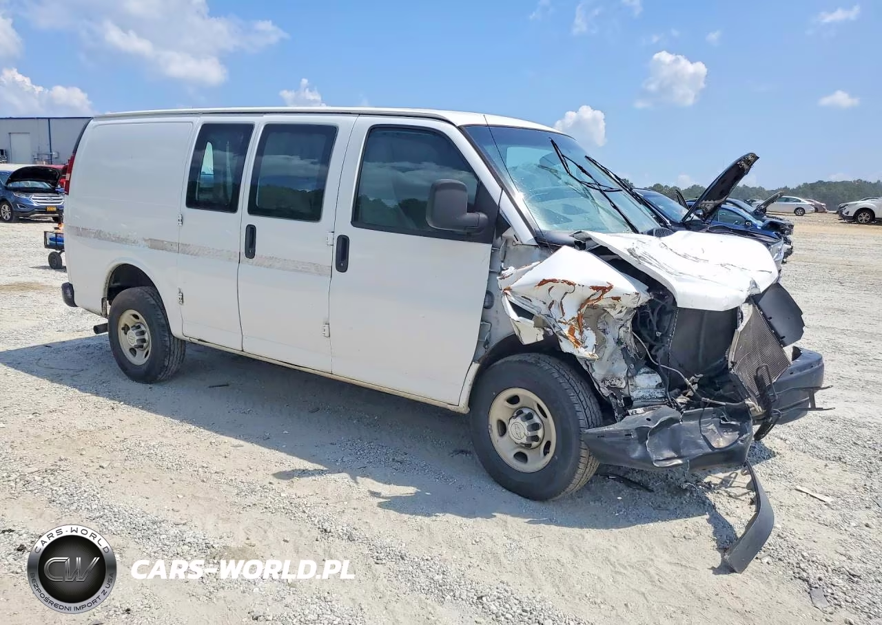 2017 Chevrolet Express G2500 VIN:1GCWGAFF5H1346431 - 4