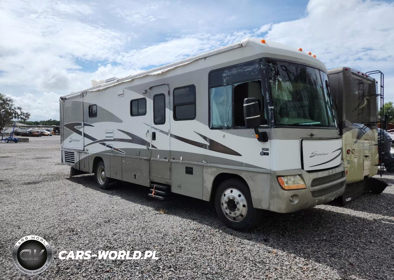 2004 Workhorse Custom Chassis Motorhome Chassis W22