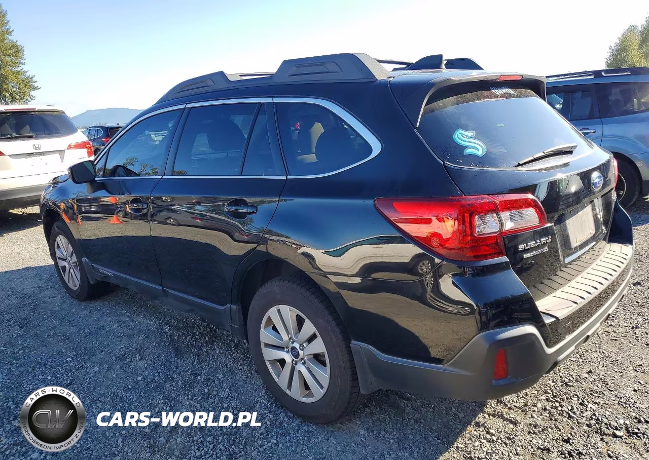 2019 Subaru Outback 2.5I Premium VIN:4S4BSAFC0K3318059 - 2