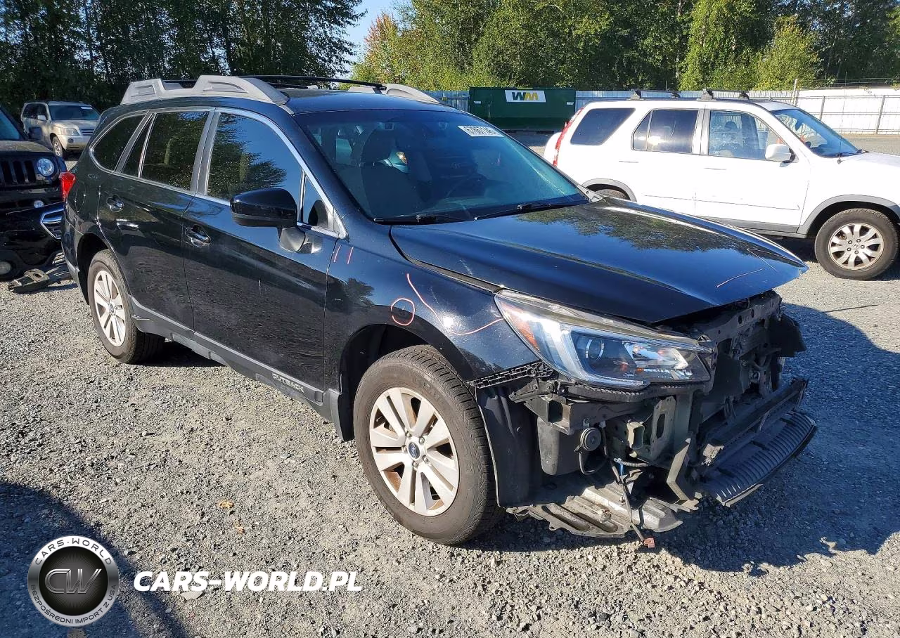 2019 Subaru Outback 2.5I Premium VIN:4S4BSAFC0K3318059 - 4