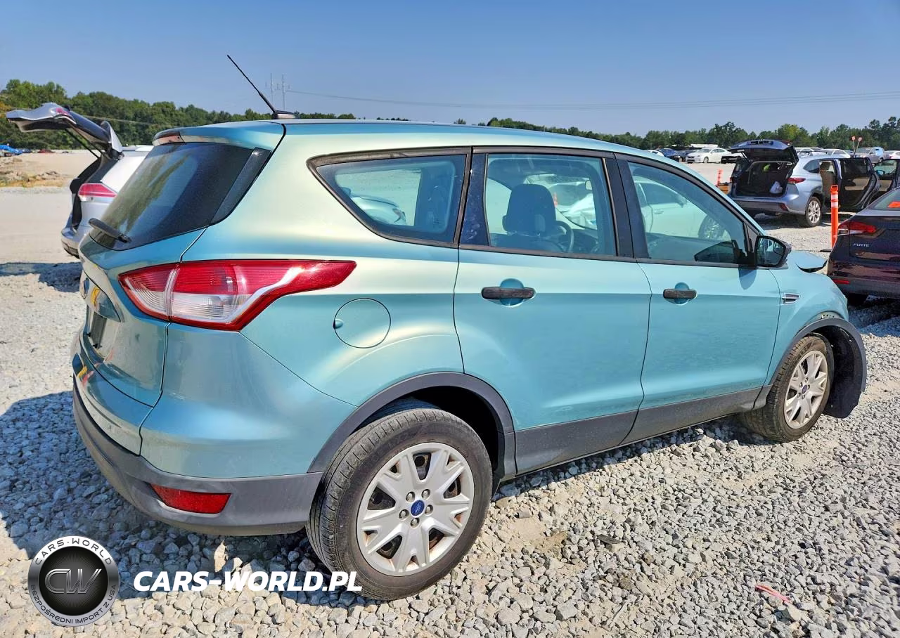 2013 Ford Escape S VIN:1FMCU0F76DUB51103 - 3