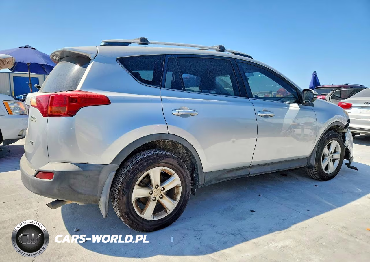 2013 Toyota Rav4 Xle VIN:JTMWFREV2D5017215 - 3