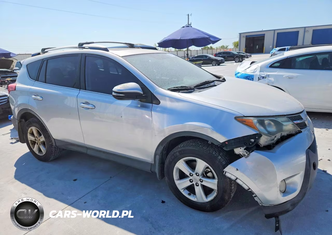 2013 Toyota Rav4 Xle VIN:JTMWFREV2D5017215 - 4