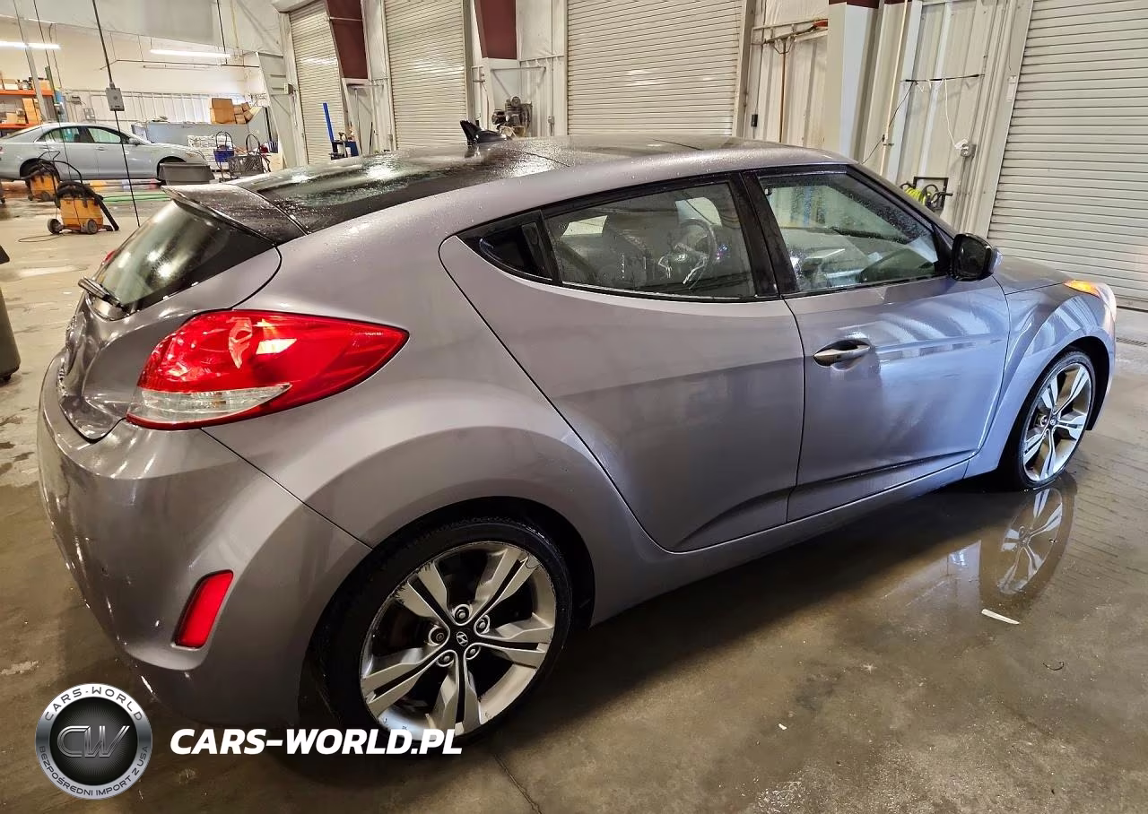 2012 Hyundai Veloster Base VIN:KMHTC6AD8CU053451 - 3