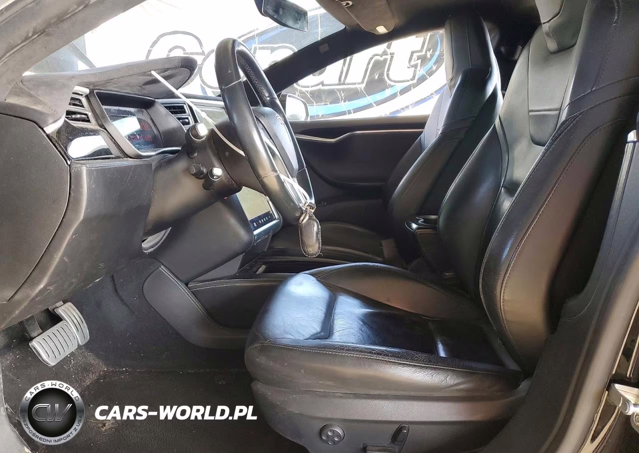 2015 Tesla Model S VIN:5YJSA1E47FF117463 - 7