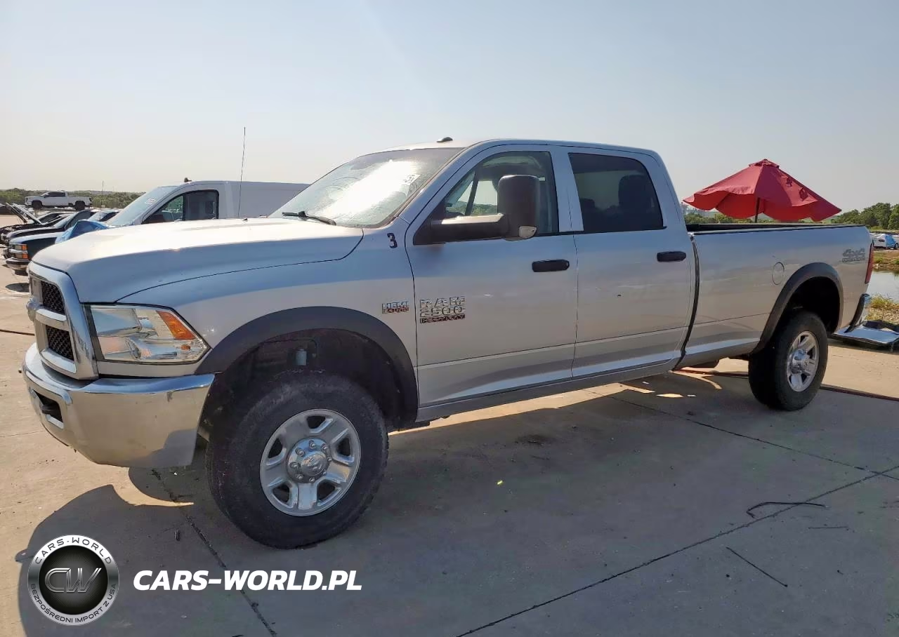 2018 Ram 2500 St VIN:3C6UR5HJ7JG125986 - 1