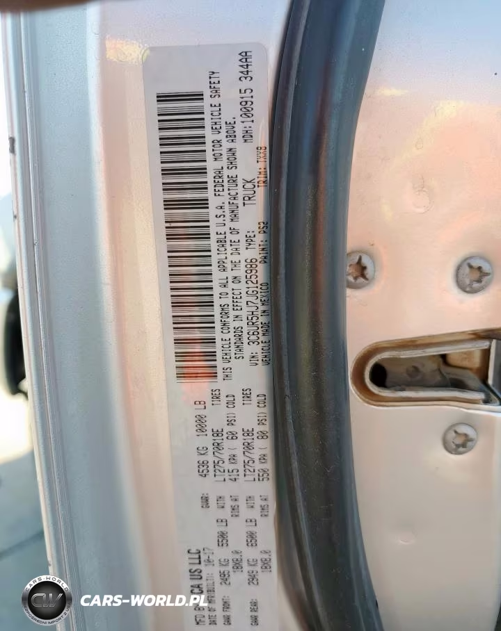 2018 Ram 2500 St VIN:3C6UR5HJ7JG125986 - 13
