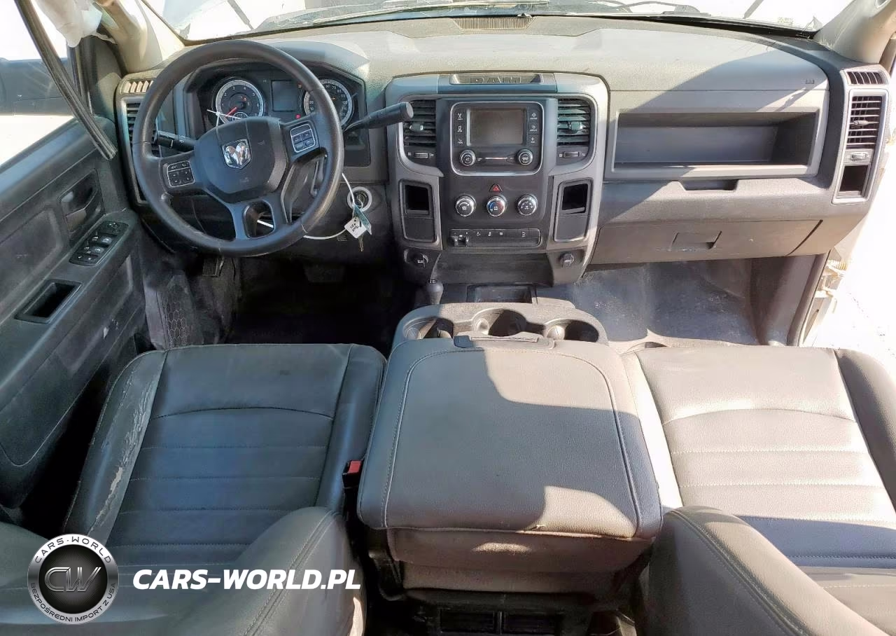 2018 Ram 2500 St VIN:3C6UR5HJ7JG125986 - 8