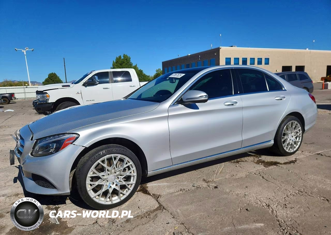 2016 Mercedes-Benz C 300 4Matic VIN:55SWF4KB9GU122980 - 1