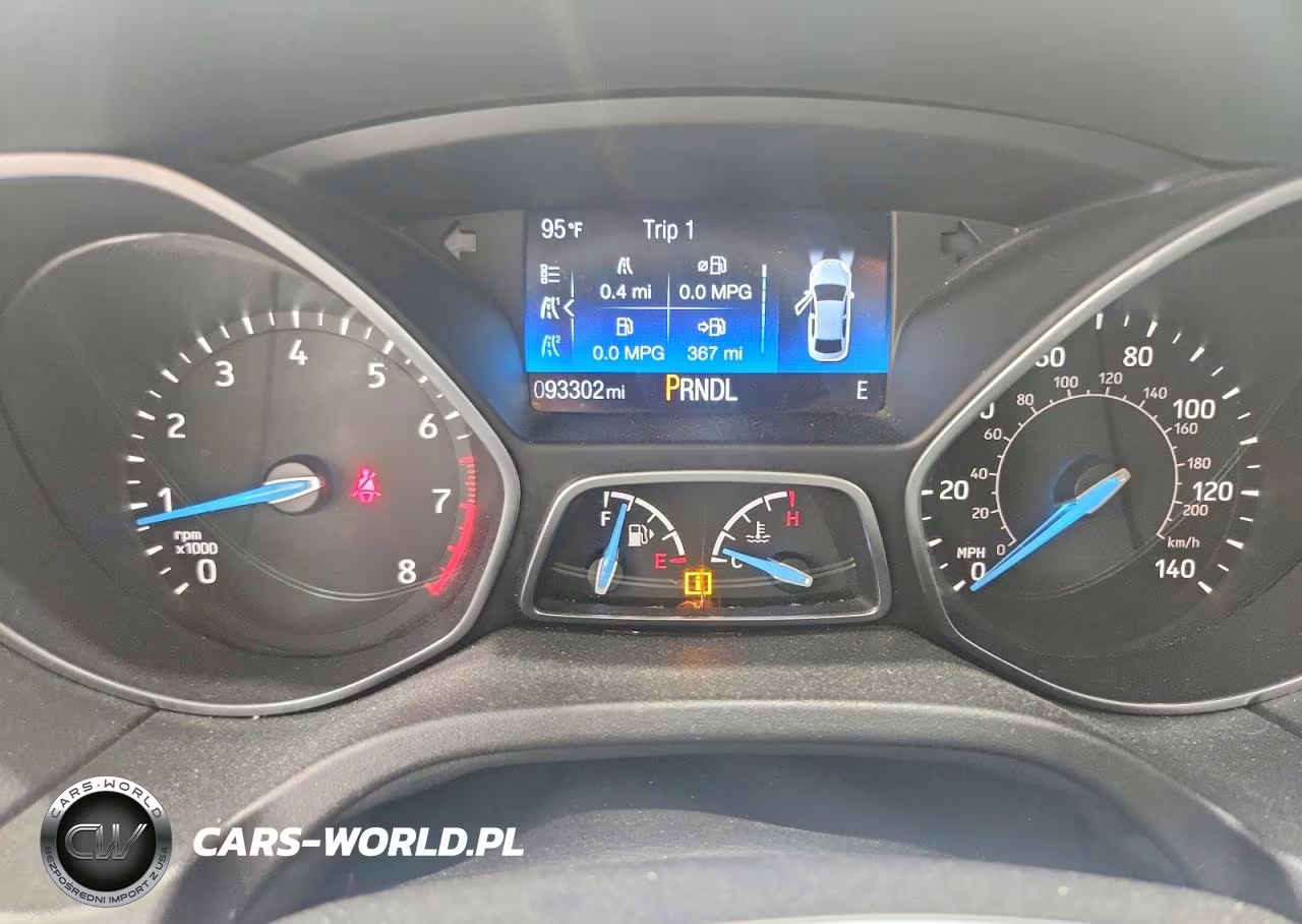 2016 Ford Focus Se VIN:1FADP3K21GL272083 - 9
