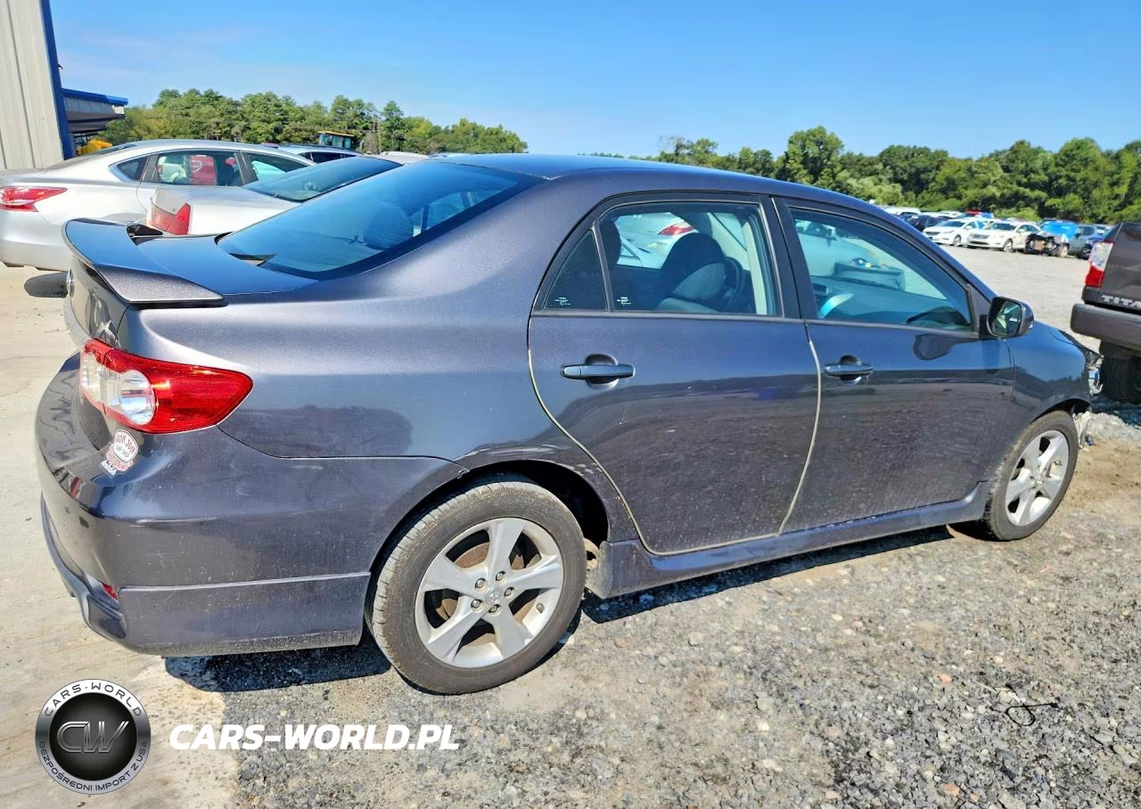 2013 Toyota Corolla S VIN:5YFBU4EE5DP182699 - 3