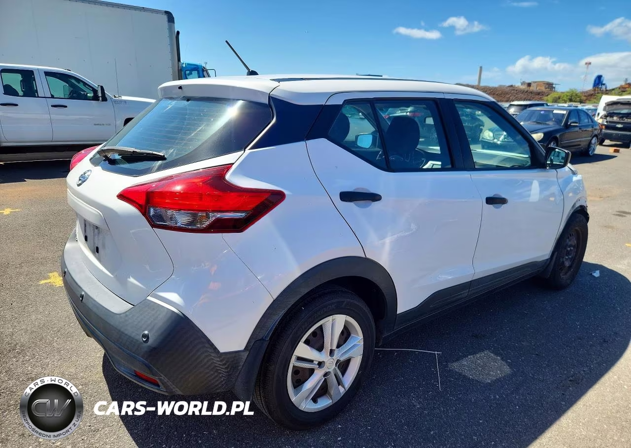 2020 Nissan Kicks S VIN:3N1CP5BV8LL501422 - 3