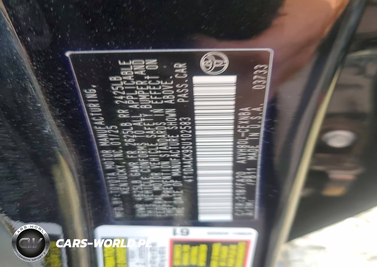 2025 Toyota Camry Le VIN:4T1DAACK9SU102583 - 12