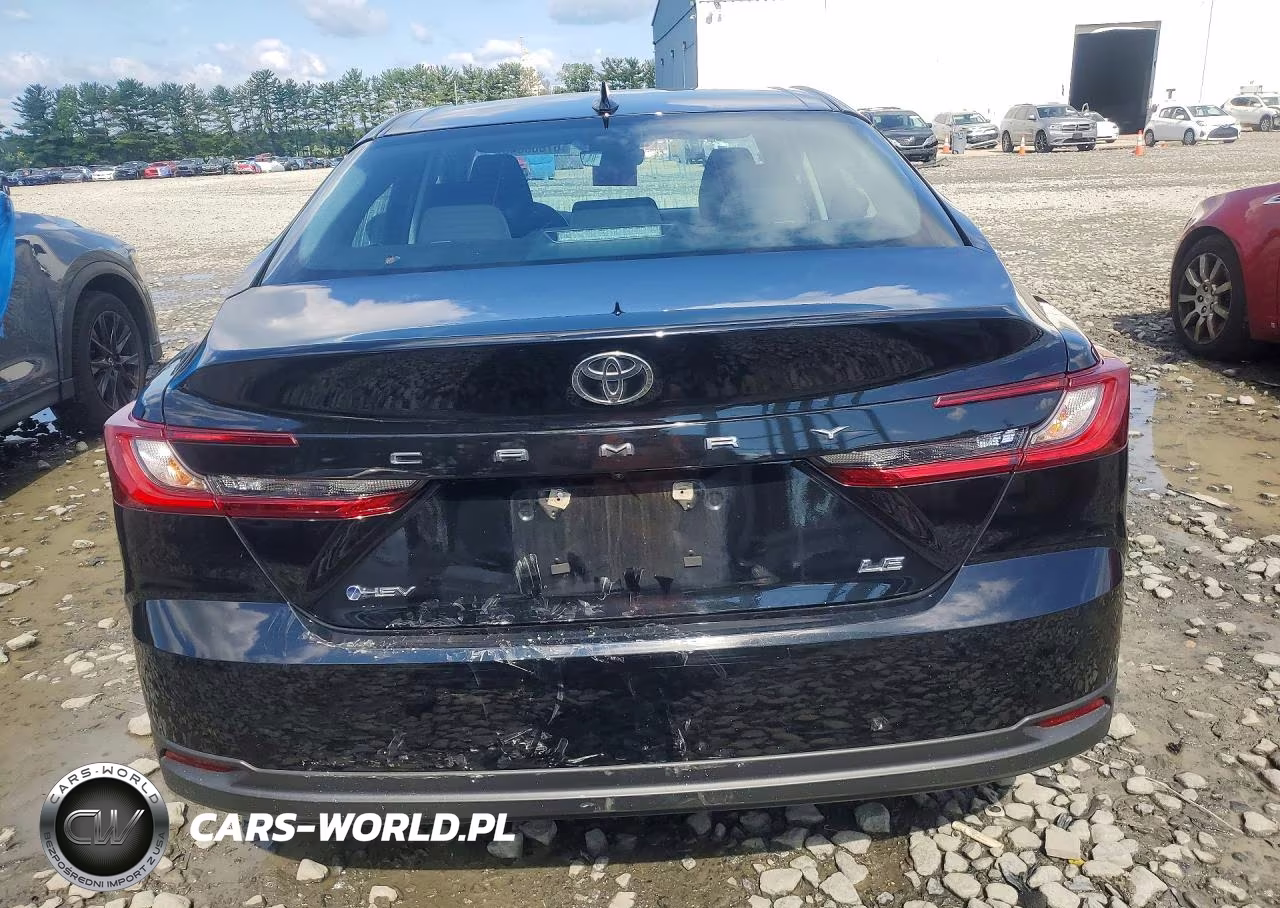 2025 Toyota Camry Le VIN:4T1DAACK9SU102583 - 6