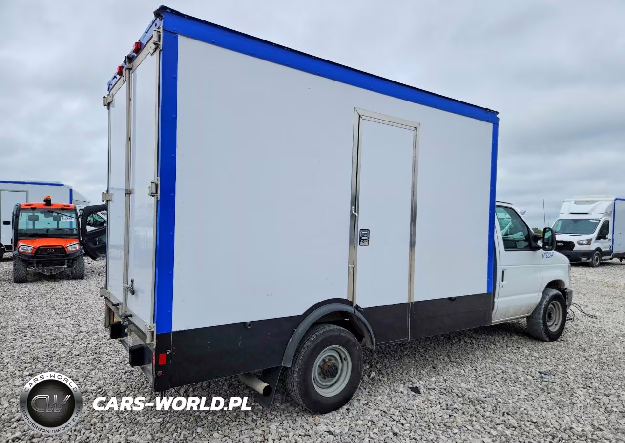 2024 Ford Econoline E350 Super Duty Cutaway Van VIN:1FDWE3FN2RDD08952 - 3