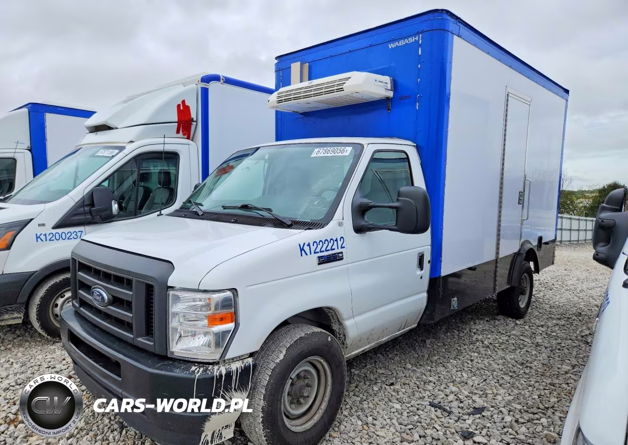 2024 Ford Econoline E350 Super Duty Cutaway Van