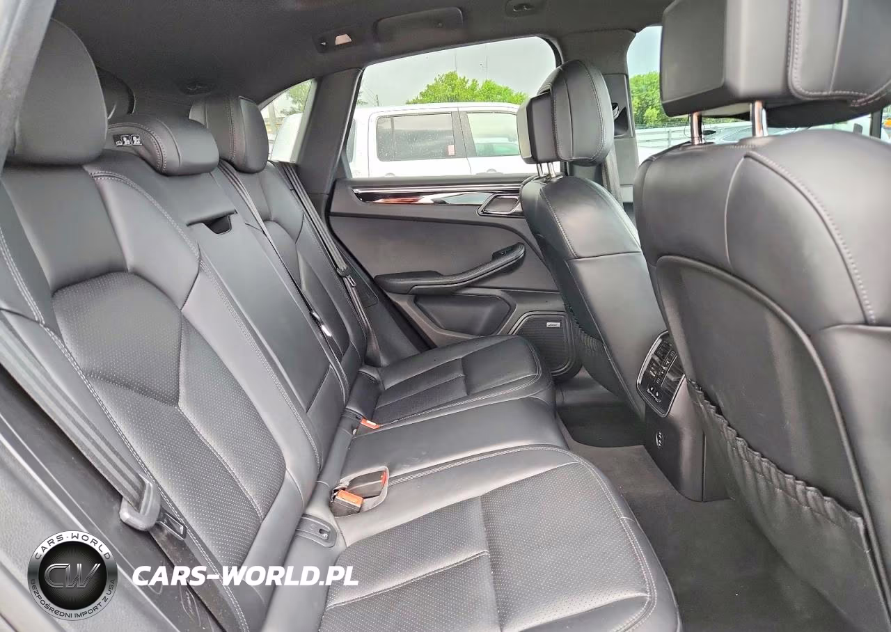 2020 Porsche Macan VIN:WP1AA2A5XLLB05329 - 10