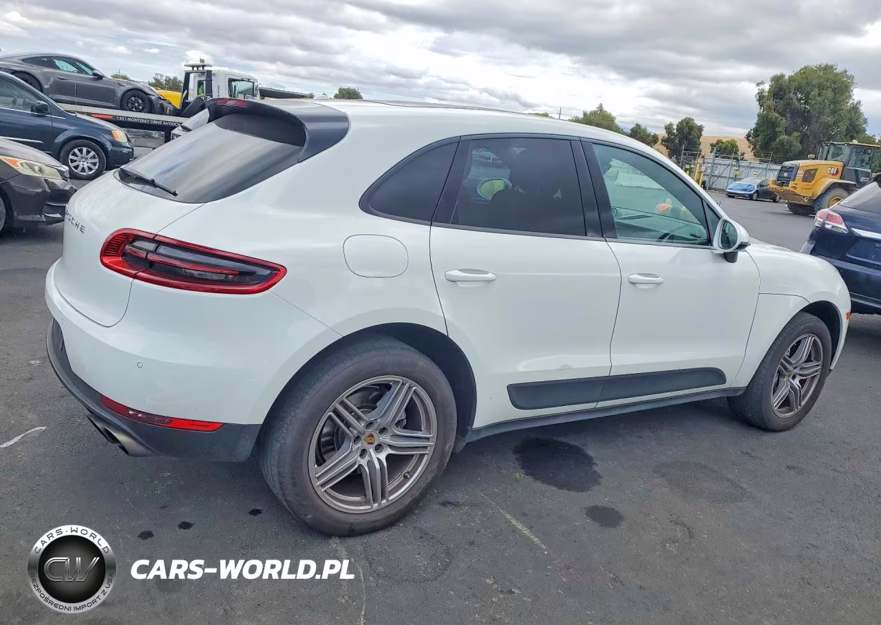 2015 Porsche Macan S VIN:WP1AB2A52FLB66904 - 3