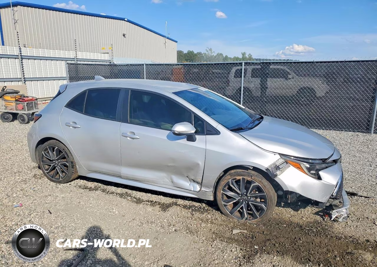 2019 Toyota Corolla Hatchback Xse VIN:JTNK4RBE4K3068227 - 4