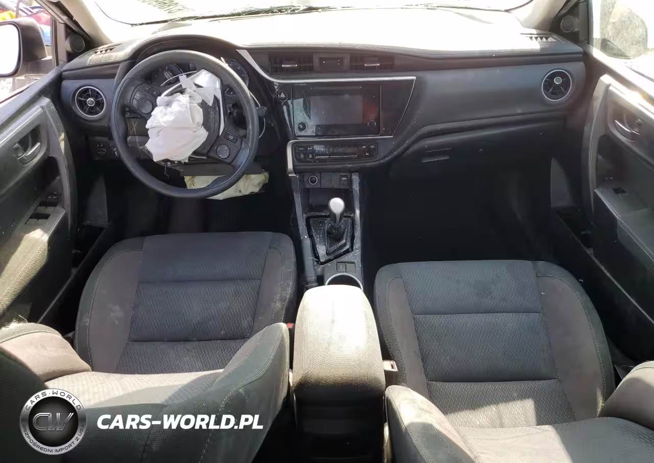 2019 Toyota Corolla L VIN:2T1BURHE1KC143663 - 8