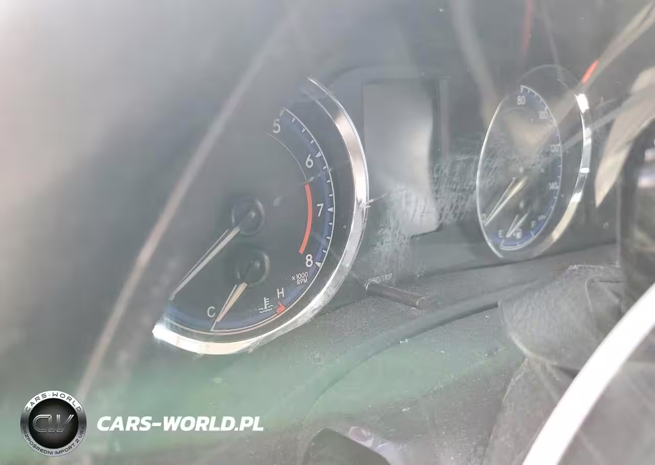 2019 Toyota Corolla L VIN:2T1BURHE1KC143663 - 9