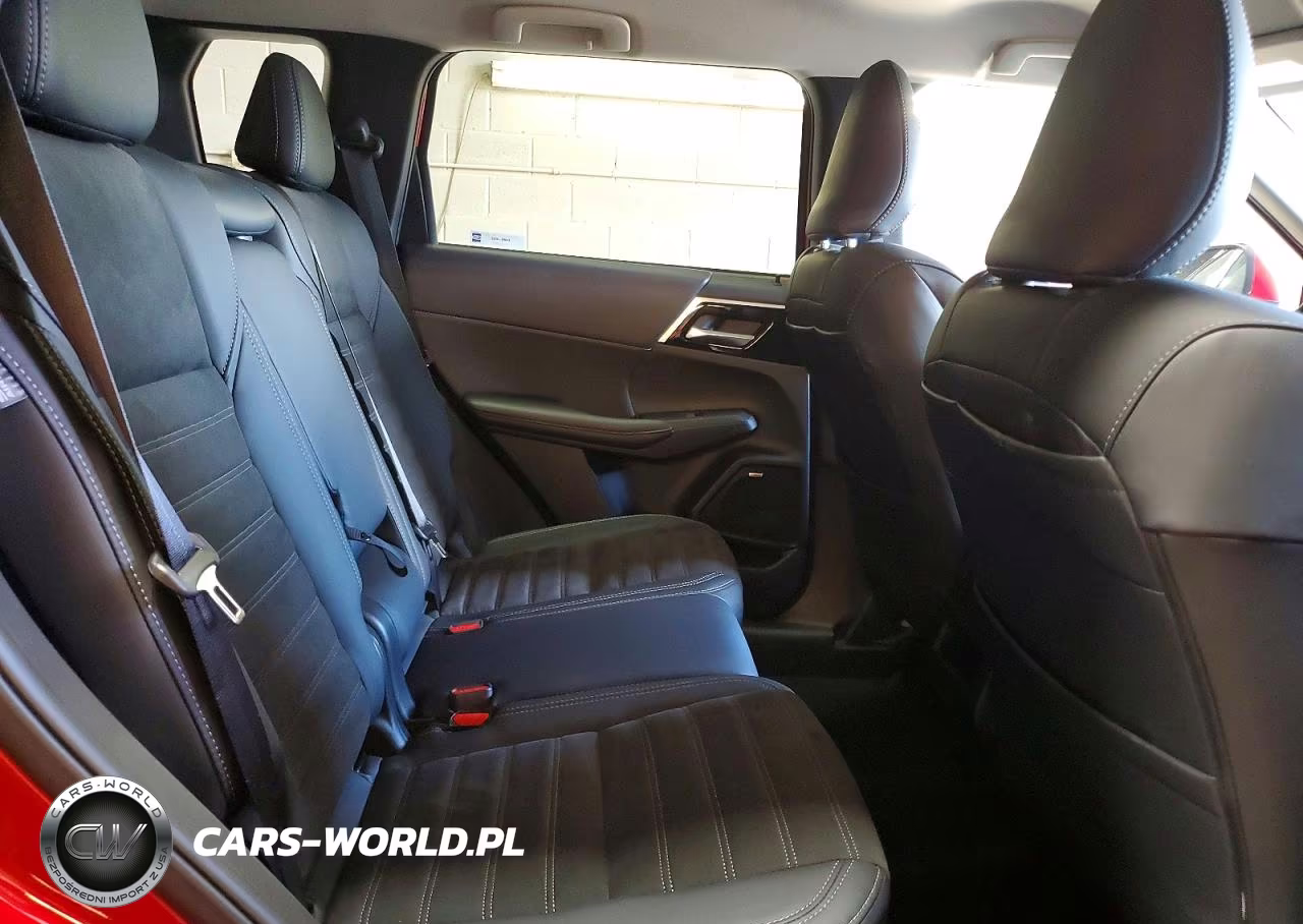 2025 Mitsubishi Outlander Se VIN:JA4J4VA8XSZ016869 - 11