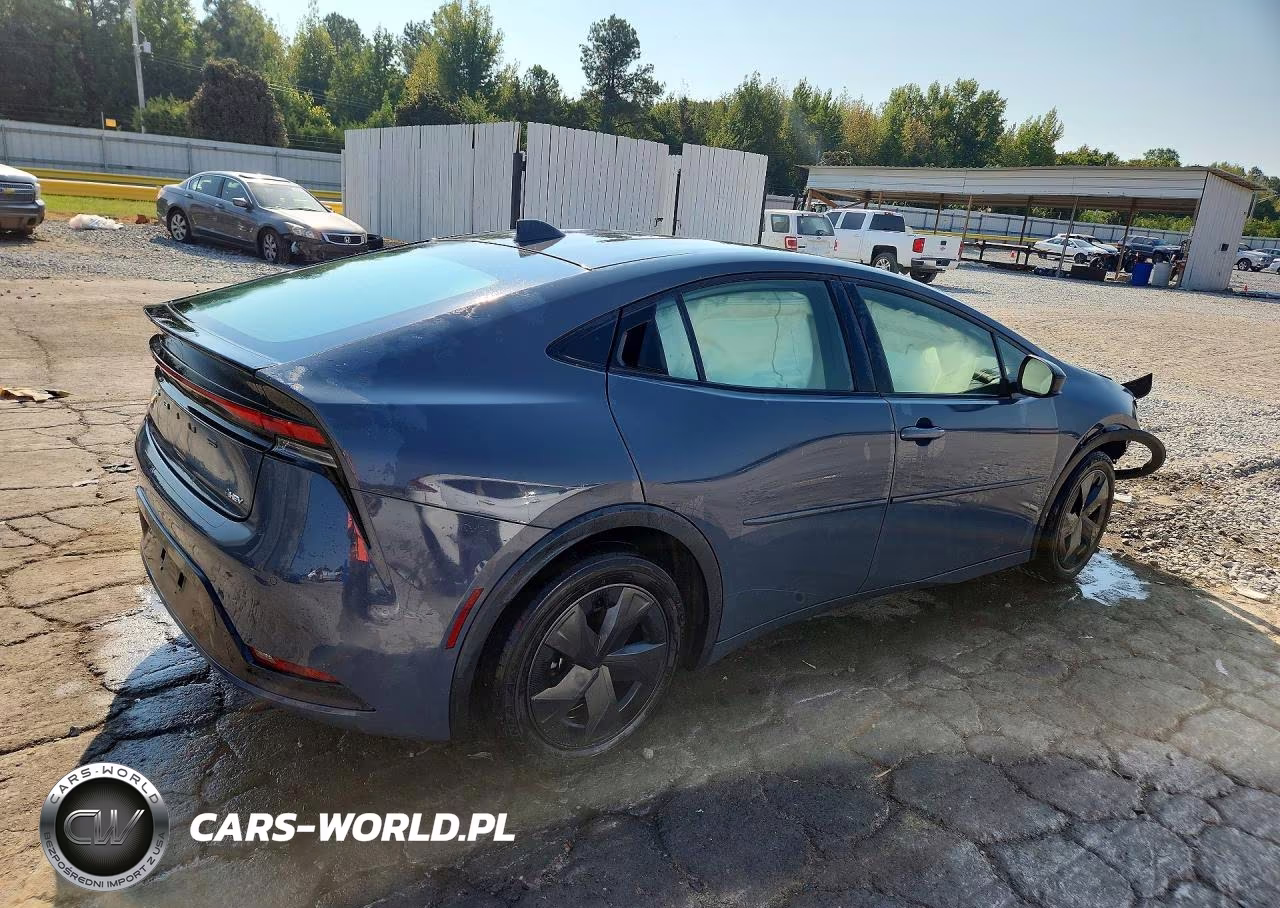 2023 Toyota Prius Le VIN:JTDACAAU2P3005597 - 3