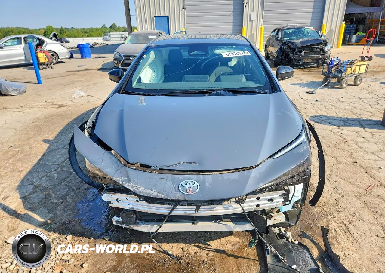 2023 Toyota Prius Le VIN:JTDACAAU2P3005597 - 5