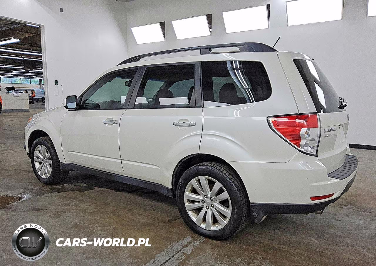 2013 Subaru Forester Limited VIN:JF2SHAFC5DH432567 - 2