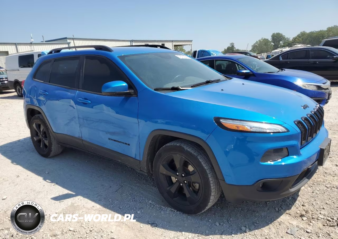 2018 Jeep Cherokee Latitude VIN:1C4PJLCB5JD538617 - 4